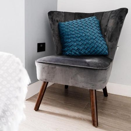 Churnet Valley Townhouse - Modern Cheadle House Villa Esterno foto