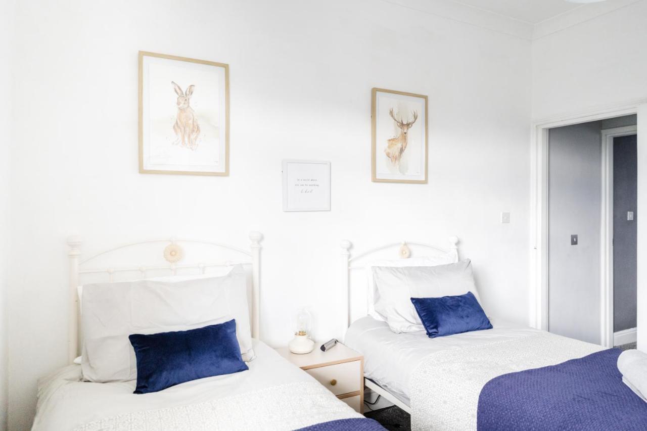 Churnet Valley Townhouse - Modern Cheadle House Villa Esterno foto